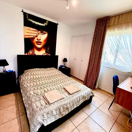 Habitación en casa particular Carisa For Lárnaca